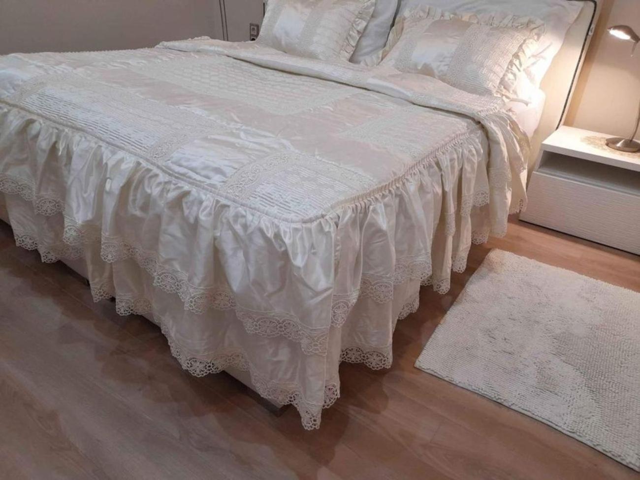 Appartement Modern, Quiet & Cozy In The Middle Of Downtown Near Danube At Fashion Street