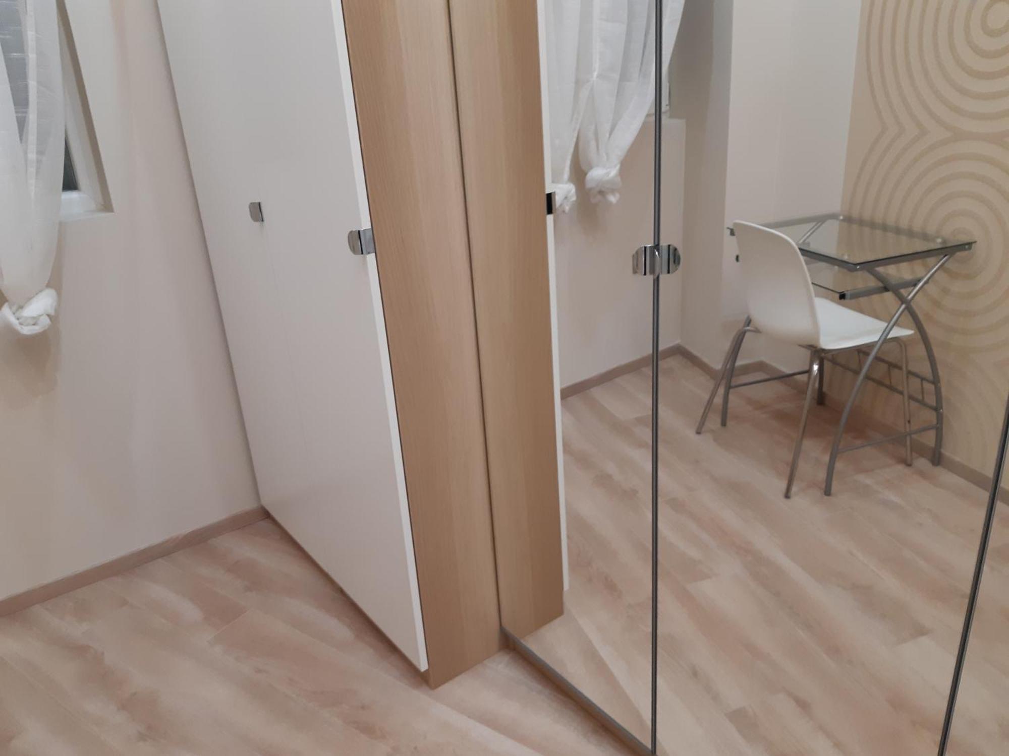 Appartement Modern, Quiet & Cozy In The Middle Of Downtown Near Danube At Fashion Street *