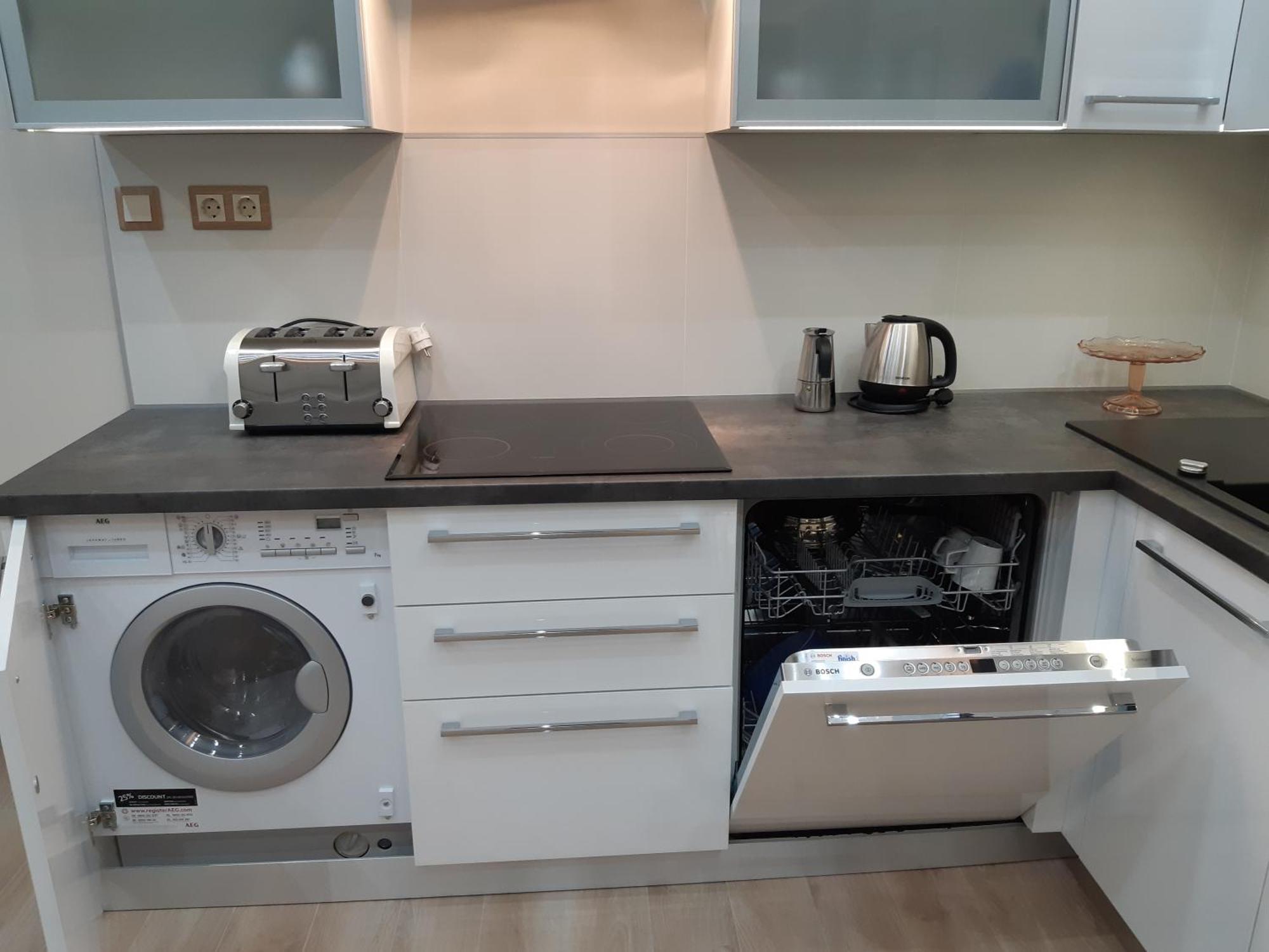 Appartement Modern, Quiet & Cozy In The Middle Of Downtown Near Danube At Fashion Street